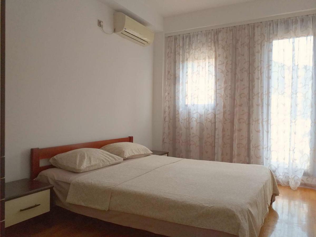Apartments Svetlana Будва Екстер'єр фото